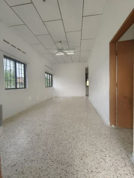 1-storey Terraced House for Sale in Taman Daya (Johor Bahru) - Alfred Pee - PropertyGuru.com.my