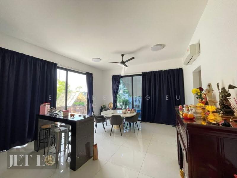 Bungalow House for Sale in Telok Panglima Garang (Selangor) - Eugene Ong Eu chieh - Dining Room - PropertyGuru.com.my