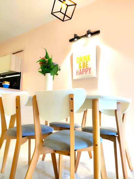 Servis Apartment untuk Disewa di Holiday Place (D-Villa Residence) - Samuel Tan - Dining Room - PropertyGuru.com.my
