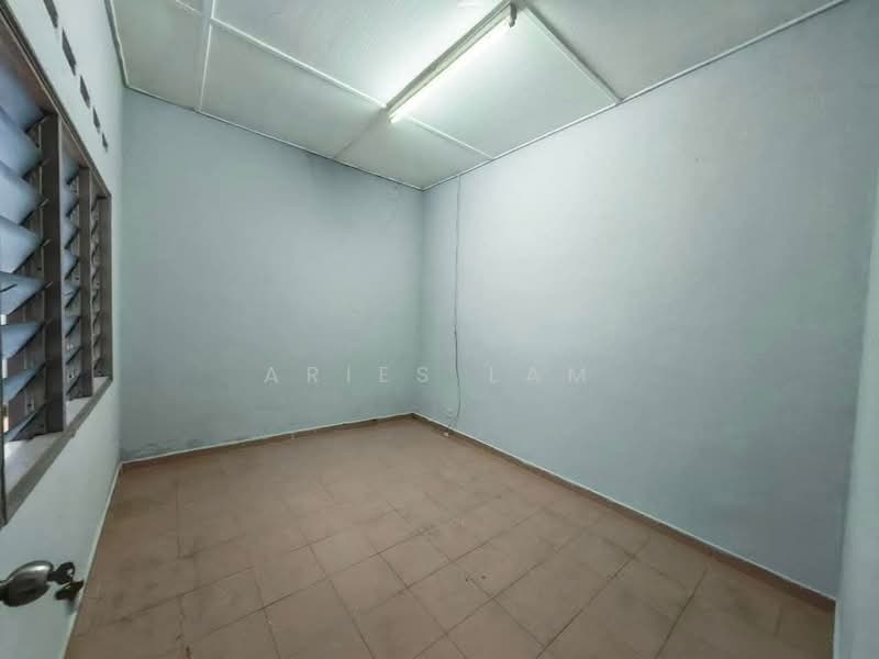 Kedai untuk Disewa di Taman Johor Jaya (Johor Bahru) - Aries Lam - PropertyGuru.com.my