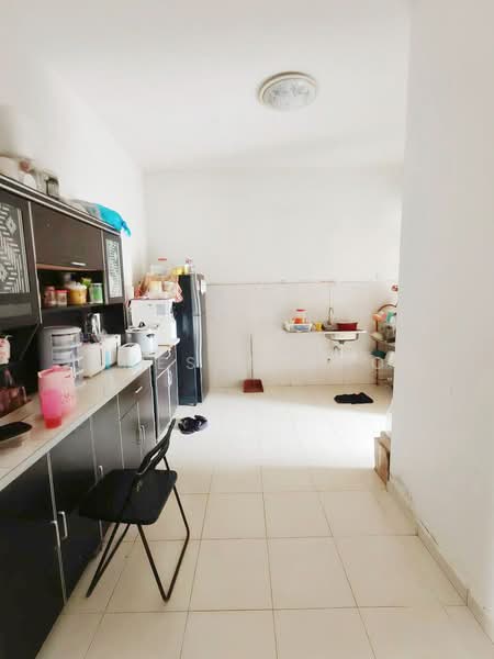 2-storey Terraced House for Sale in Bandar Seri Alam (Masai) - Jameson Choo - Kitchen - PropertyGuru.com.my