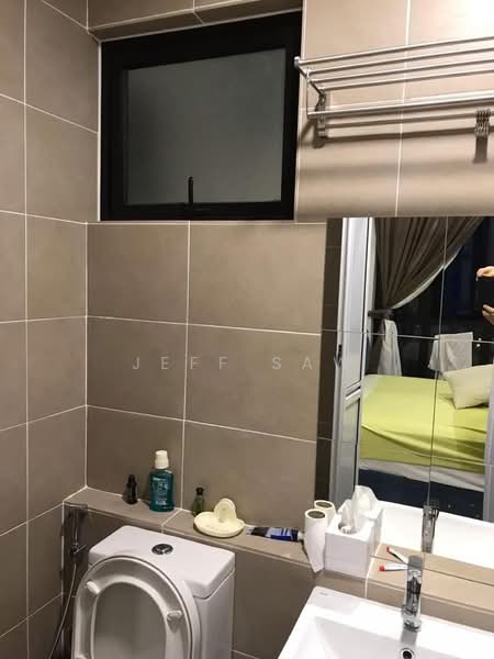 Service Residence for Sale at D'Pristine - Jeff Saw - Bathroom - PropertyGuru.com.my