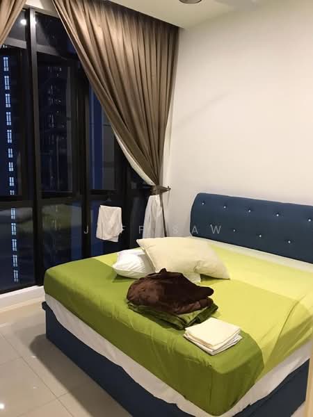 Service Residence for Sale at D'Pristine - Jeff Saw - Bedroom - PropertyGuru.com.my