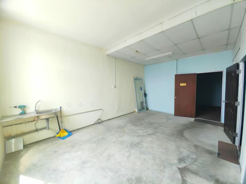 Kedai untuk Disewa di Bercham (Ipoh) - Qazin Khoo - Interior - PropertyGuru.com.my