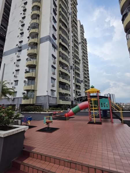 Kondominium untuk Dijual di Pandan Ville Condominium - Seong Mau Cheong - Exterior - PropertyGuru.com.my