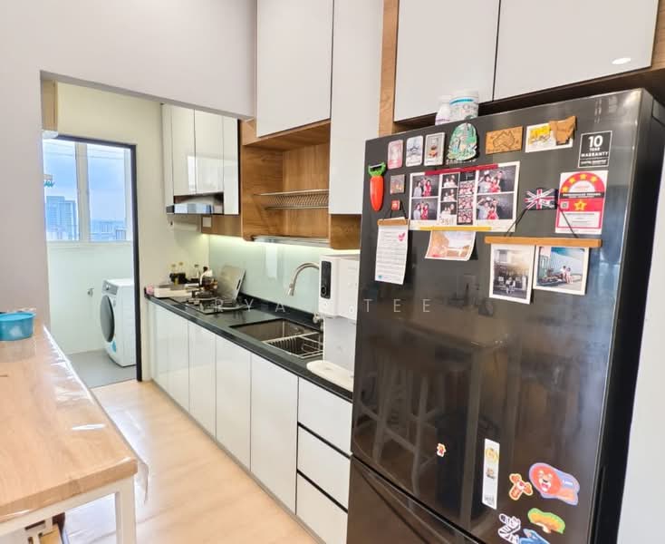 Servis Apartment untuk Dijual di VIM 3 @ Desa Park North - Ryan Tee - Kitchen - PropertyGuru.com.my