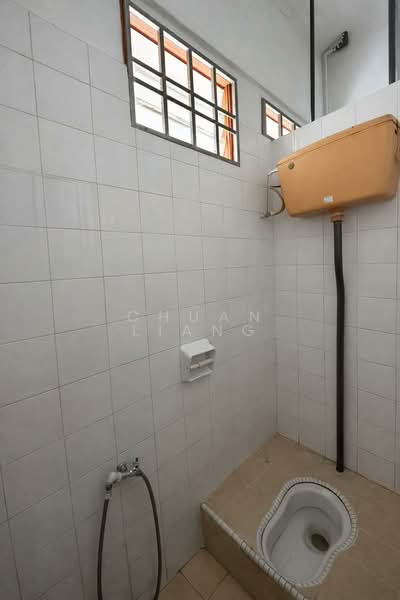 Flat for Sale at Taman Perling - Chuan Liang - Bathroom - PropertyGuru.com.my