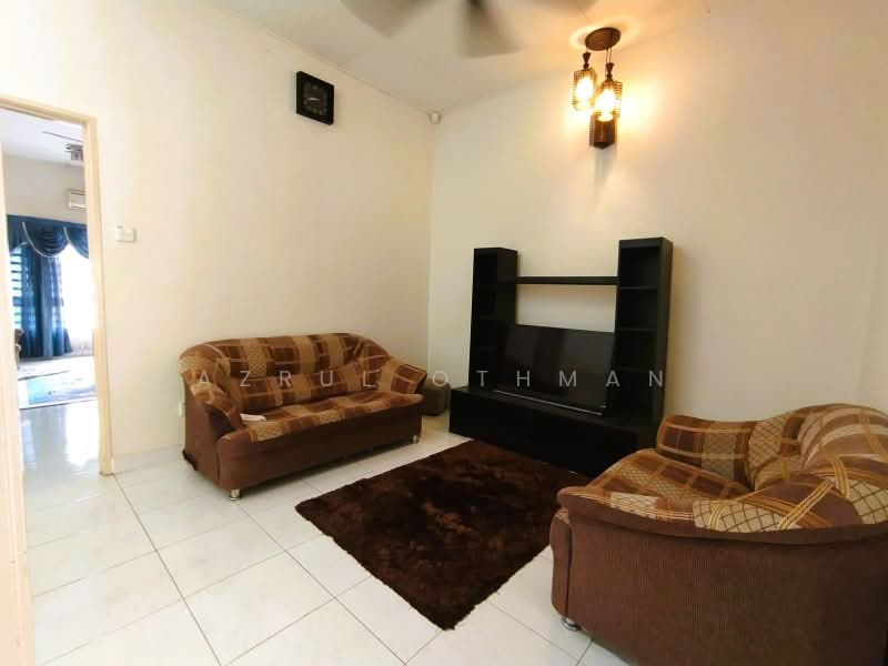 Rumah Teres 2 Tingkat untuk Dijual di Taman Forest Heights (Ampangan) - Azrul Othman - Living Room - PropertyGuru.com.my
