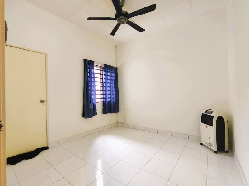 Rumah Teres 2 Tingkat untuk Dijual di Taman Forest Heights (Ampangan) - Azrul Othman - Interior - PropertyGuru.com.my