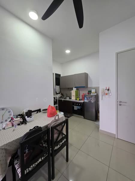 Servis Apartment untuk Dijual di Sinaran - Tony Lau - Kitchen - PropertyGuru.com.my