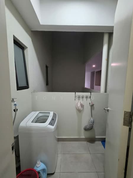Servis Apartment untuk Dijual di Sinaran - Tony Lau - Interior - PropertyGuru.com.my