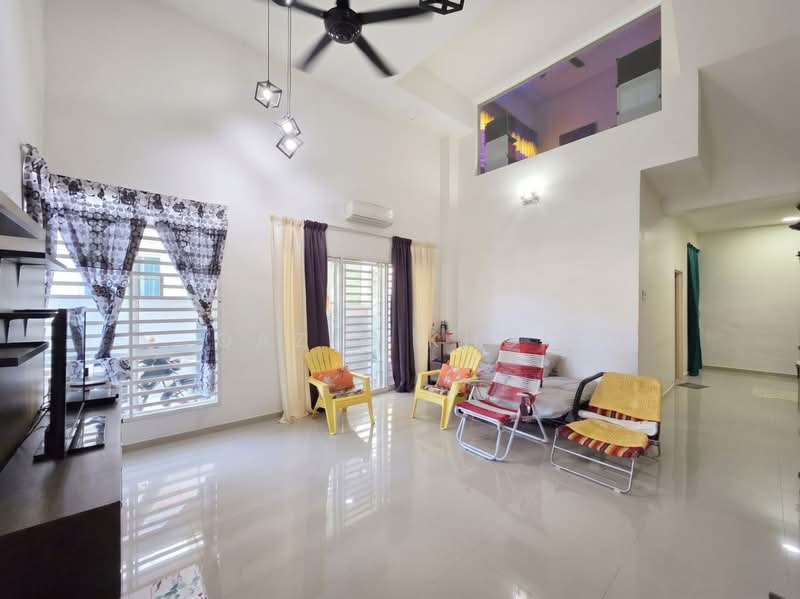 Semi-Detached House for Sale in Taman Mewah Indah (Batu Gajah) - Qazin Khoo - Living Room - PropertyGuru.com.my