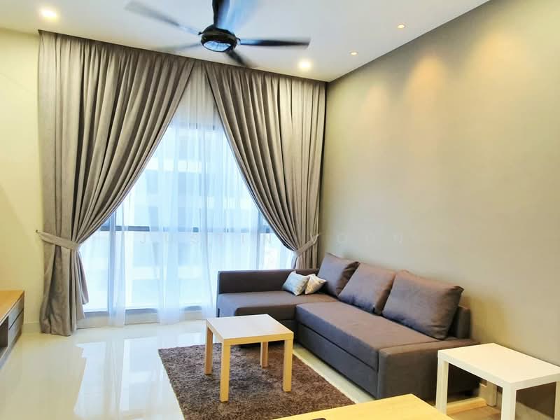 Servis Apartment untuk Disewa di Cyperus @ Tropicana Gardens - Justin Voon - Living Room - PropertyGuru.com.my