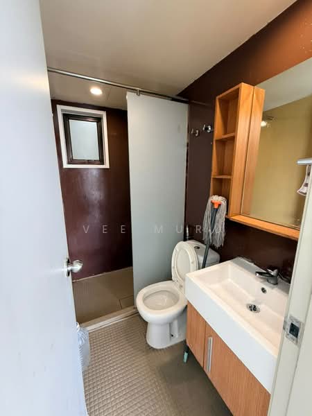 Kondominium untuk Disewa di Green Beverly Hills - Residensi Lili - Vee Muru - Bathroom - PropertyGuru.com.my