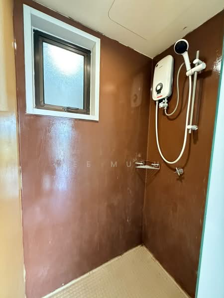 Kondominium untuk Disewa di Green Beverly Hills - Residensi Lili - Vee Muru - Bathroom - PropertyGuru.com.my