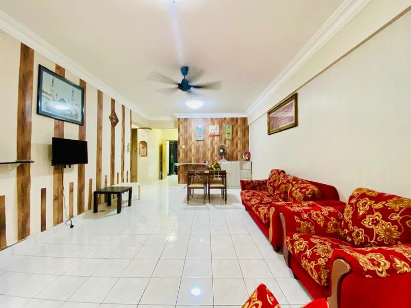 Condominium for Sale at Bayu Tasik 1 - Yasmin Sulaiman - Living Room - PropertyGuru.com.my