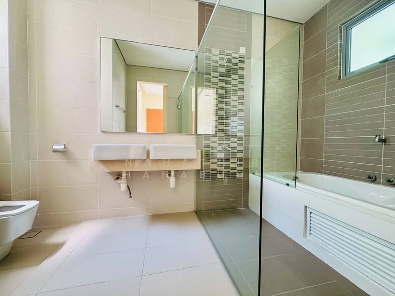 Rumah Berkembar untuk Dijual di Denai Alam (Shah Alam) - Nahathir Shahabudin - Bathroom - PropertyGuru.com.my