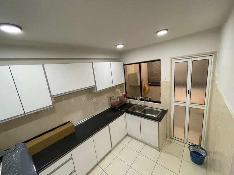 Apartment for Sale at Avilla Apartments - Allyson Wong - Kitchen - PropertyGuru.com.my