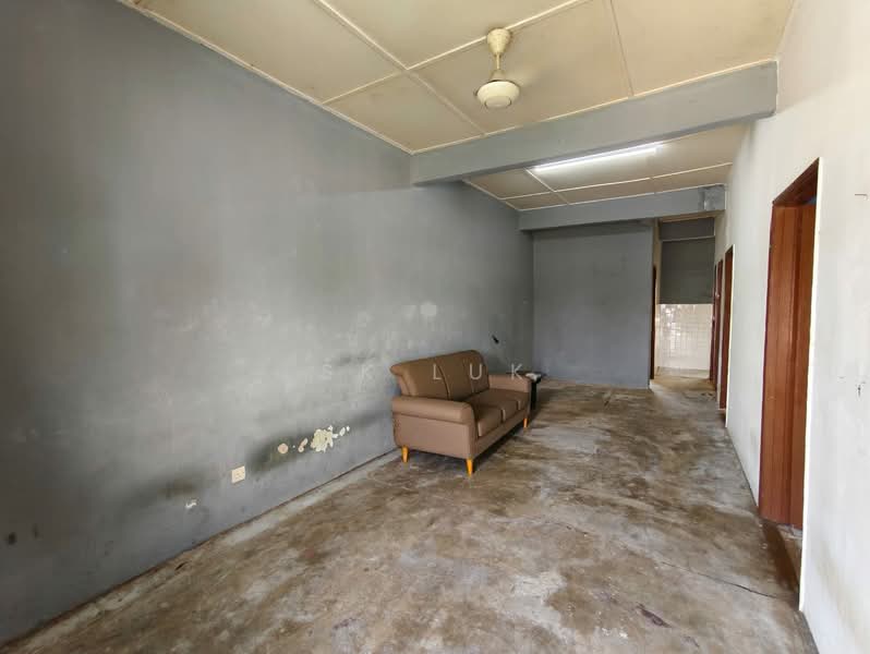 1-storey Terraced House for Sale in Rawang (Selangor) - SK Luk - Living Room - PropertyGuru.com.my