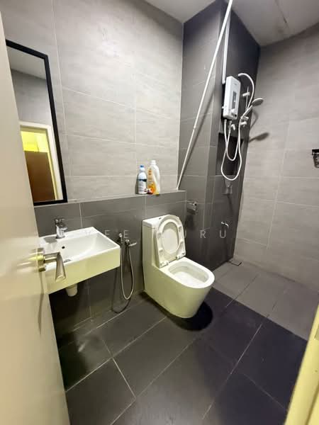 Servis Apartment untuk Disewa di Rica Residence - Vee Muru - Bathroom - PropertyGuru.com.my