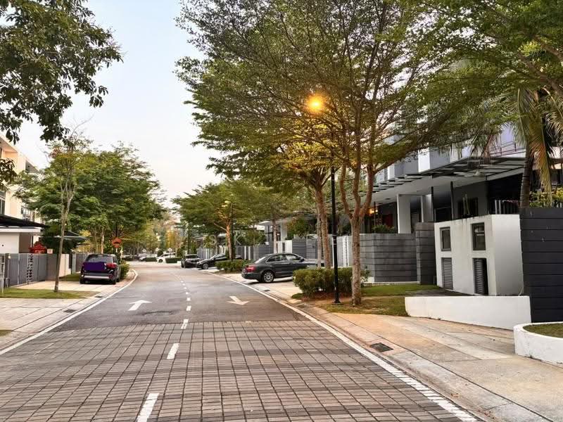Semi-Detached House for Sale in Lake Fields (Sungai Besi) - SK Kee - Exterior - PropertyGuru.com.my