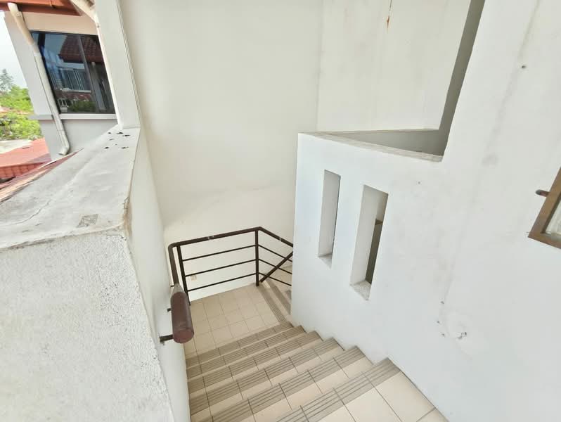 Townhouse for Sale in Bandar Country Homes (Rawang) - SK Luk - Corridor - PropertyGuru.com.my