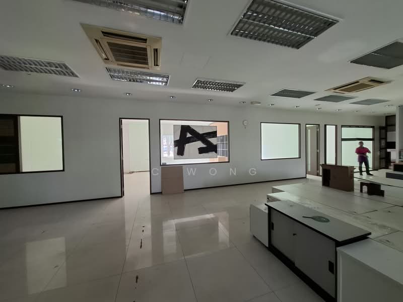 Shop / Office for Rent in Taman Wangsa Permai (Kepong) - FC Wong - Interior - PropertyGuru.com.my