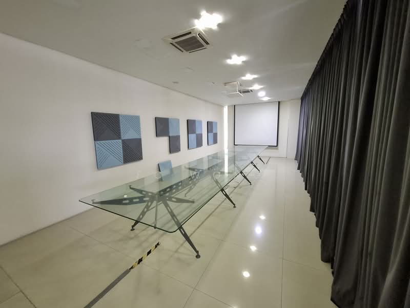 Shop / Office for Rent in Taman Wangsa Permai (Kepong) - FC Wong - Interior - PropertyGuru.com.my