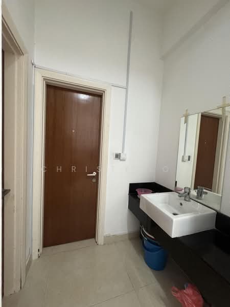 3-storey Terraced House for Sale in Sungai Long (Bandar Sungai Long) - christy Loh - PropertyGuru.com.my