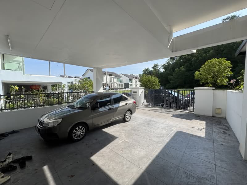 3-storey Terraced House for Sale in Sungai Long (Bandar Sungai Long) - christy Loh - PropertyGuru.com.my