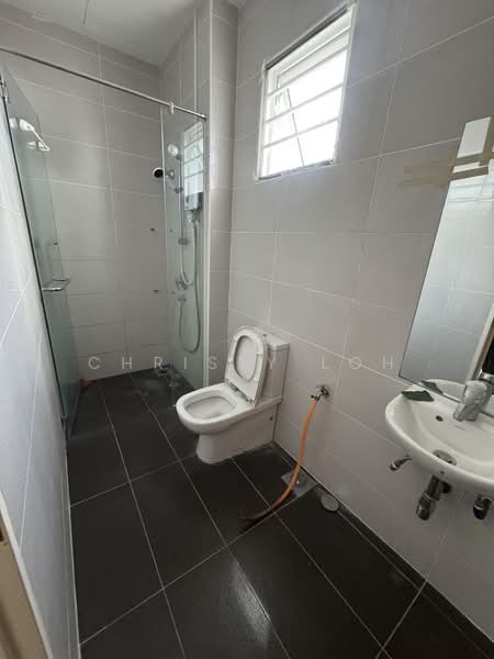 3-storey Terraced House for Sale in Sungai Long (Bandar Sungai Long) - christy Loh - PropertyGuru.com.my
