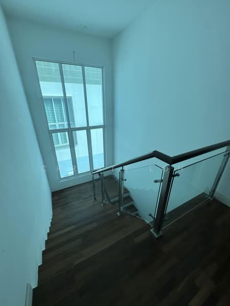 3-storey Terraced House for Sale in Sungai Long (Bandar Sungai Long) - christy Loh - PropertyGuru.com.my