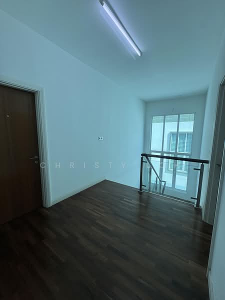 3-storey Terraced House for Sale in Sungai Long (Bandar Sungai Long) - christy Loh - PropertyGuru.com.my