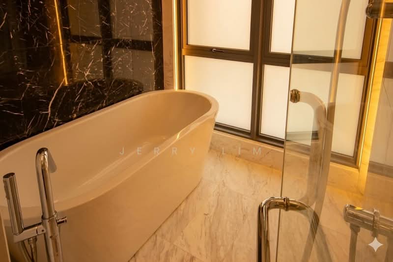 Service Residence for Sale at Imperia - Jerry Lim - Bathroom - PropertyGuru.com.my