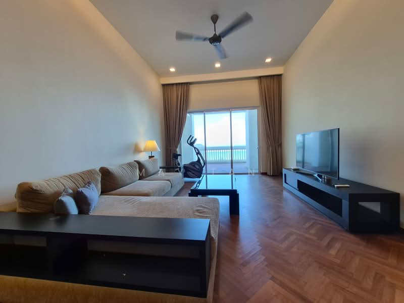 Servis Apartment untuk Disewa di Straits Quay (The Suites at Waterside) - May Tan - Living Room - PropertyGuru.com.my