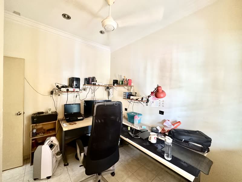 1-storey Terraced House for Sale in Taman Angkasa Nuri (Durian Tunggal) - Daric Goo - PropertyGuru.com.my