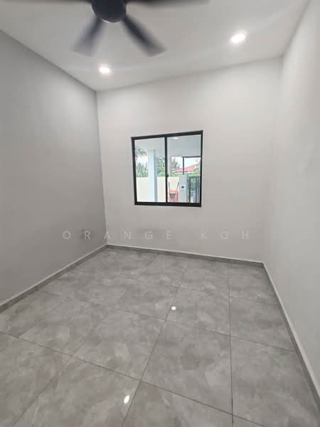Rumah Teres 1 Tingkat untuk Dijual di Taman Universiti (Skudai) - Orange Koh - PropertyGuru.com.my