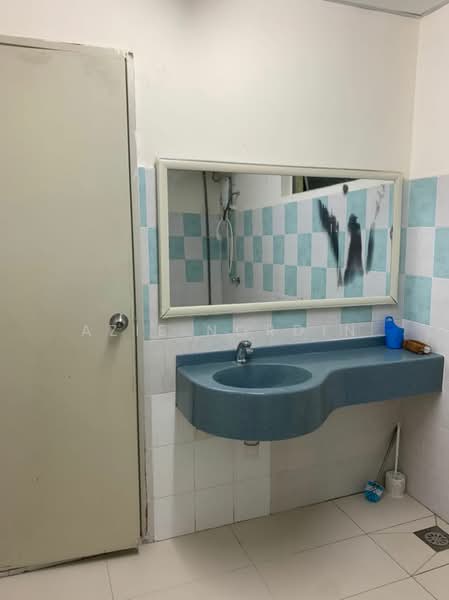 Condominium for Rent at Platinum Hill PV 5 - Azie Nordin - Bathroom - PropertyGuru.com.my
