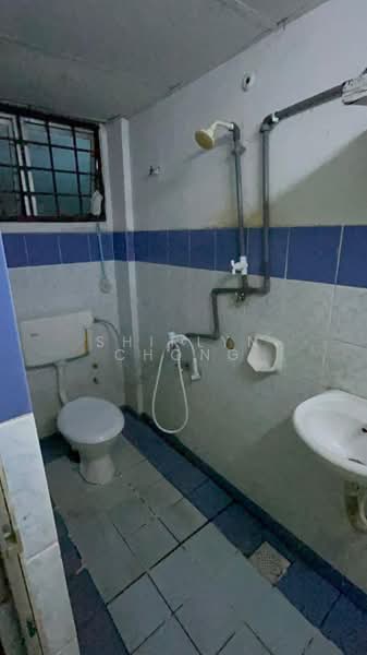 Pangsapuri untuk Disewa di Casmaria Apartment - Shirlyn Chong - Bathroom - PropertyGuru.com.my