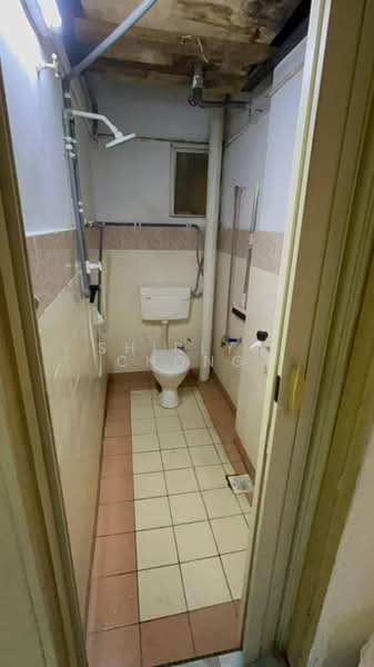 Pangsapuri untuk Disewa di Casmaria Apartment - Shirlyn Chong - Bathroom - PropertyGuru.com.my