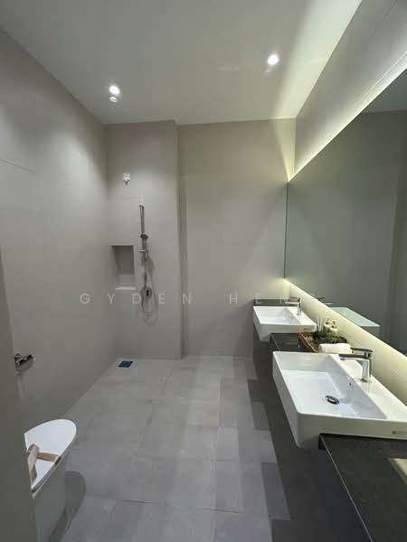Semi-Detached House for Sale in Austin Crest (Johor Bahru) - Gyden Heng - Bathroom - PropertyGuru.com.my