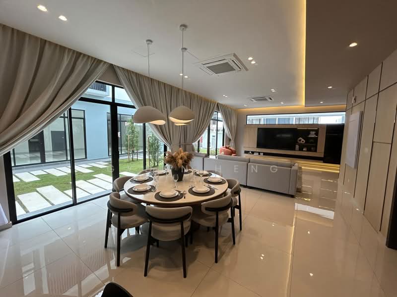 Semi-Detached House for Sale in Austin Crest (Johor Bahru) - Gyden Heng - PropertyGuru.com.my