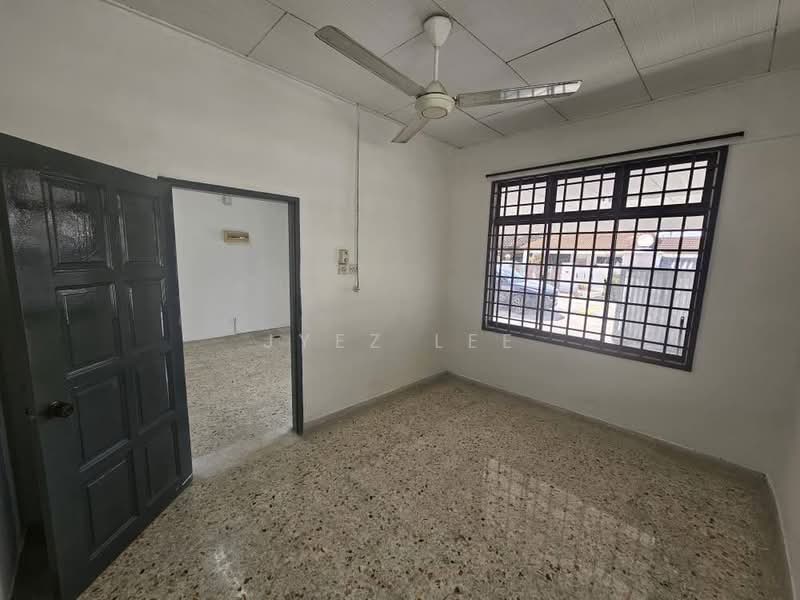 1-storey Terraced House for Sale in Taman Ungku Tun Aminah (Skudai) - Jyez Lee - PropertyGuru.com.my