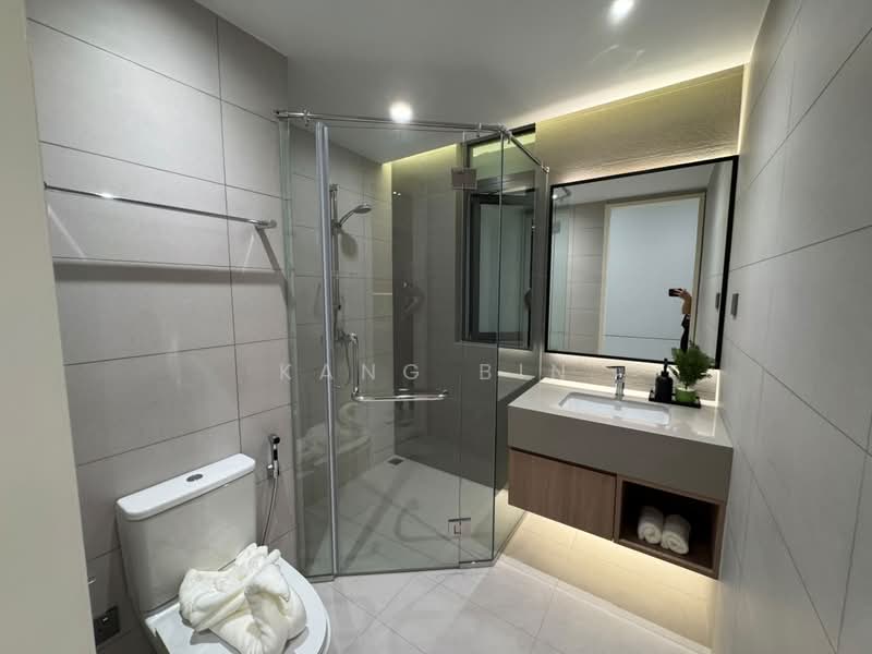 Pangsapuri untuk Dijual di R&F Princess Cove Phase 3-New Casa Suites - Kang Bin - PropertyGuru.com.my