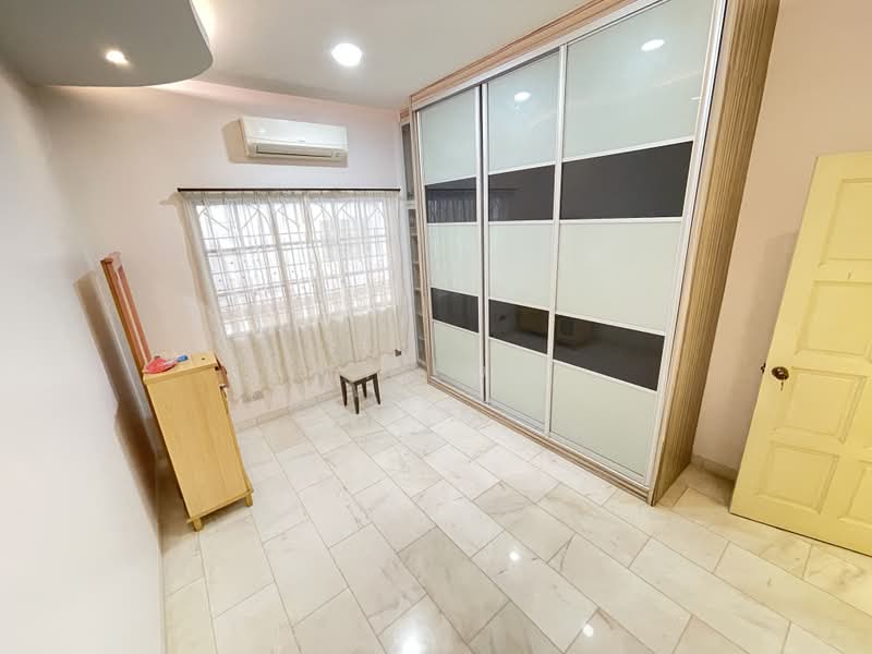 Rumah Bandar untuk Disewa di Selayang Baru (Selayang) - MY Loh - Bedroom - PropertyGuru.com.my