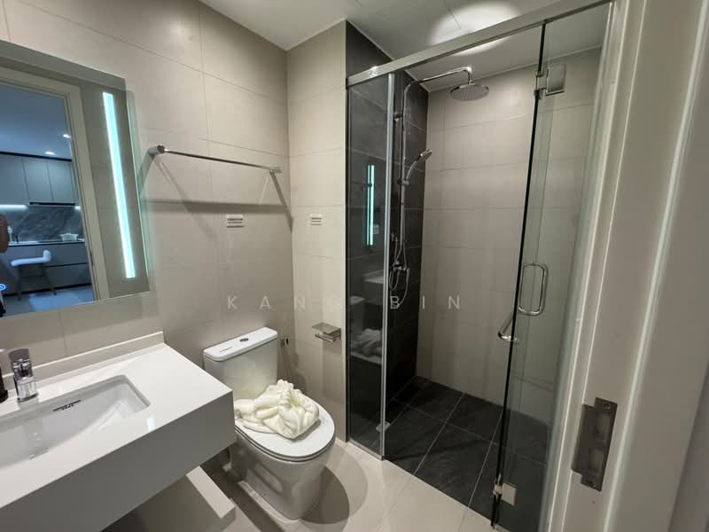 Pangsapuri untuk Dijual di R&F Princess Cove Phase 3-New Casa Suites - Kang Bin - PropertyGuru.com.my