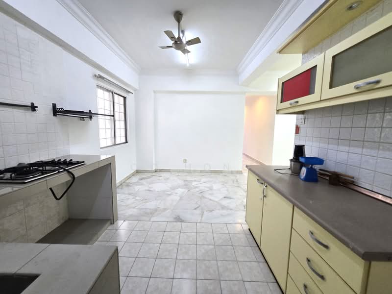 Condominium for Rent at Bukit Pandan Kondominium 2 - CC Hong - Kitchen - PropertyGuru.com.my