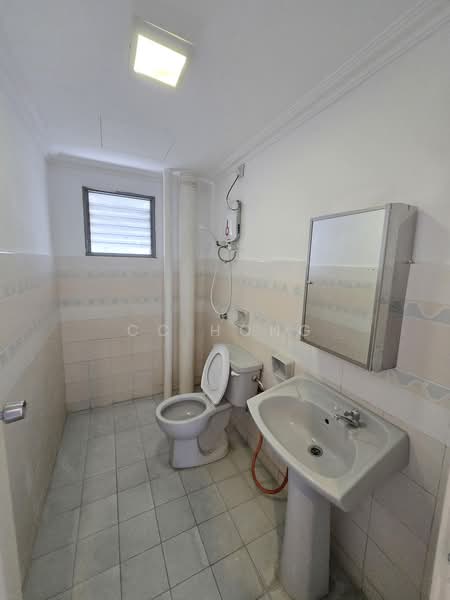 Condominium for Rent at Bukit Pandan Kondominium 2 - CC Hong - Bathroom - PropertyGuru.com.my