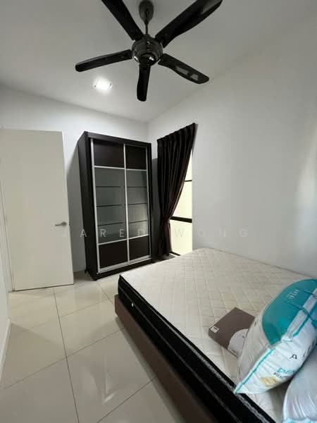 Condominium for Rent at Isle of Kamares - Jared Wong - Bedroom - PropertyGuru.com.my