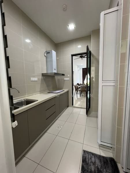 Condominium for Rent at Isle of Kamares - Jared Wong - Kitchen - PropertyGuru.com.my
